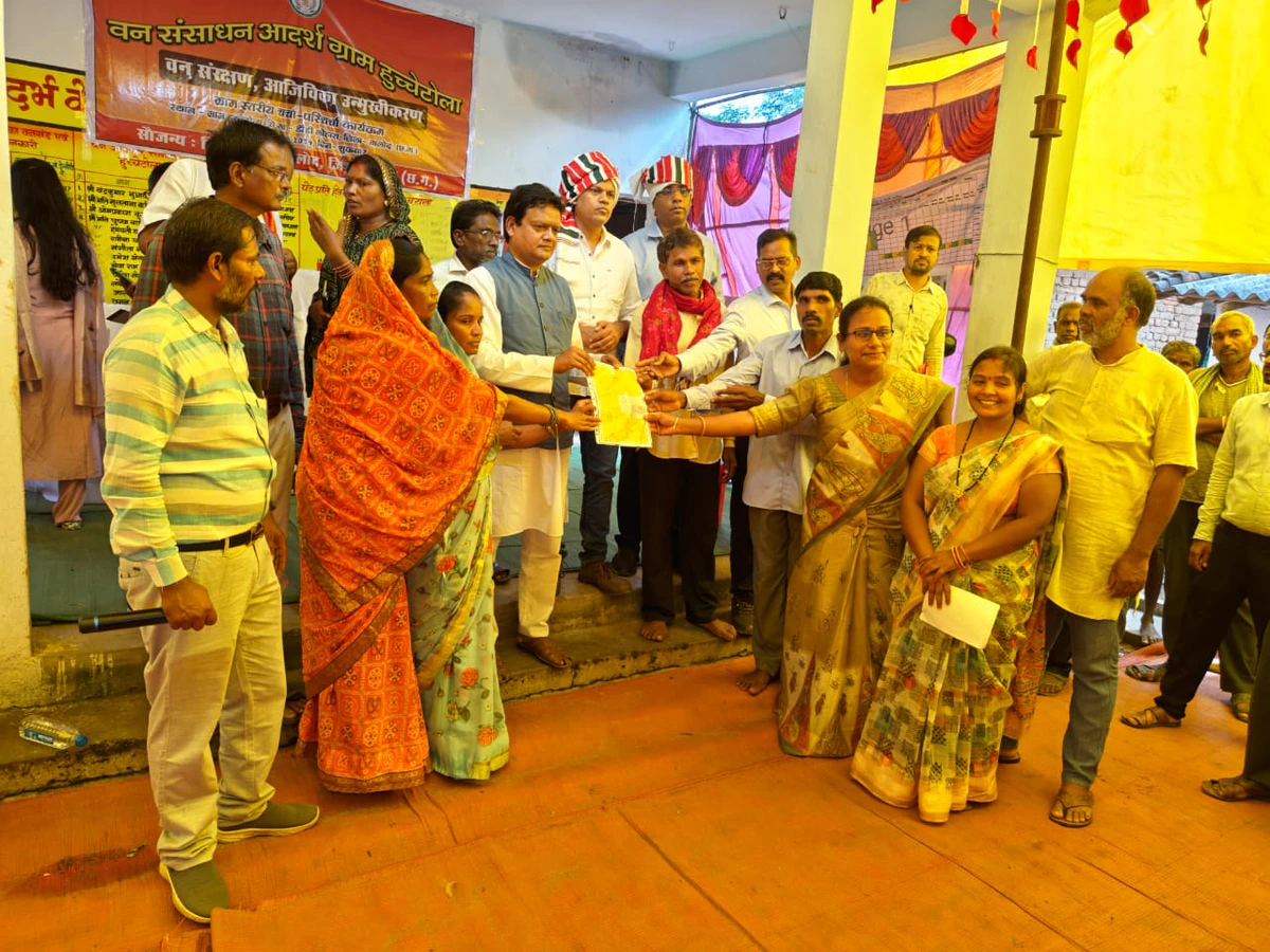 Independence Day Milestone: Kudari Gram Sabha Gains Rights Over 370 Ha of Forest for Community Stewardship