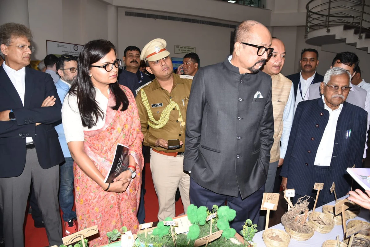Hon’ble Governor of Chhattisgarh Visits KHOJ's Gram Sabha Kendra Model at IIT Bhilai